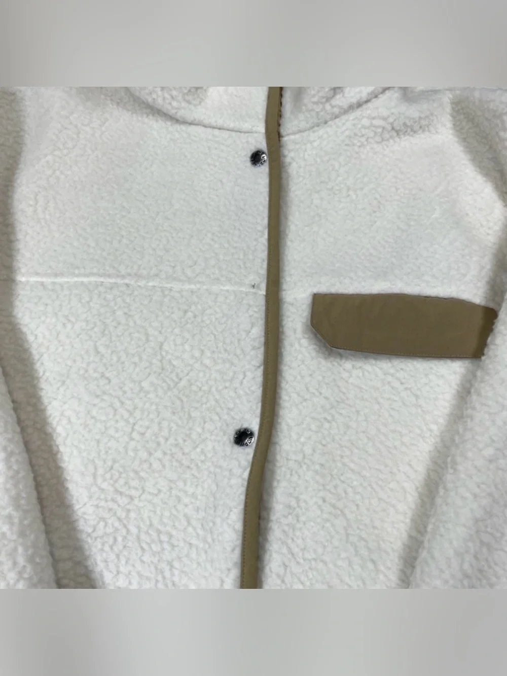 The North Face Women’s Cream Teddy Sherpa Jacket with Tan Trim - Picture 2 of 4